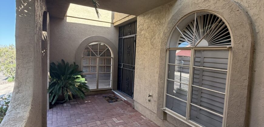 5863 N. Placita Del Baron